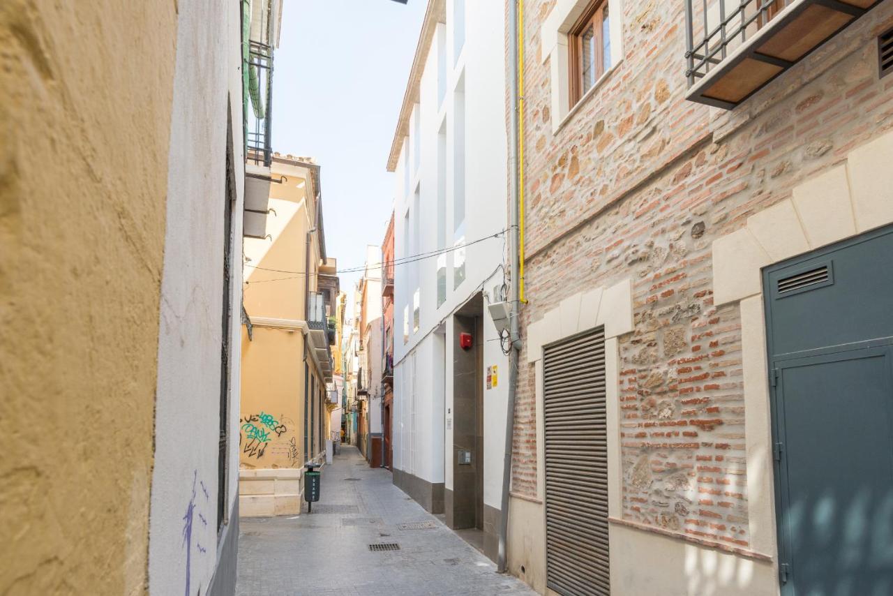 Malaga City Breaks Экстерьер фото
