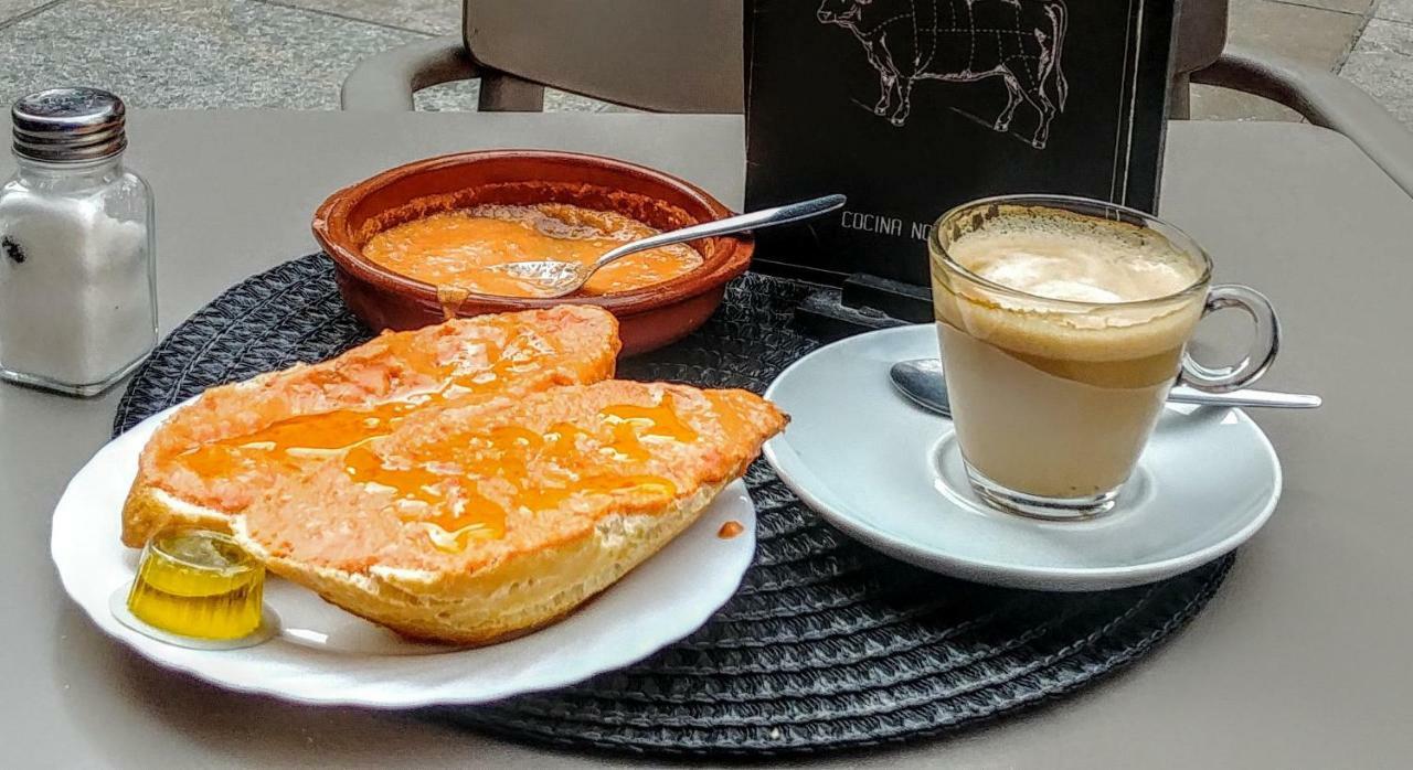 Malaga City Breaks Экстерьер фото